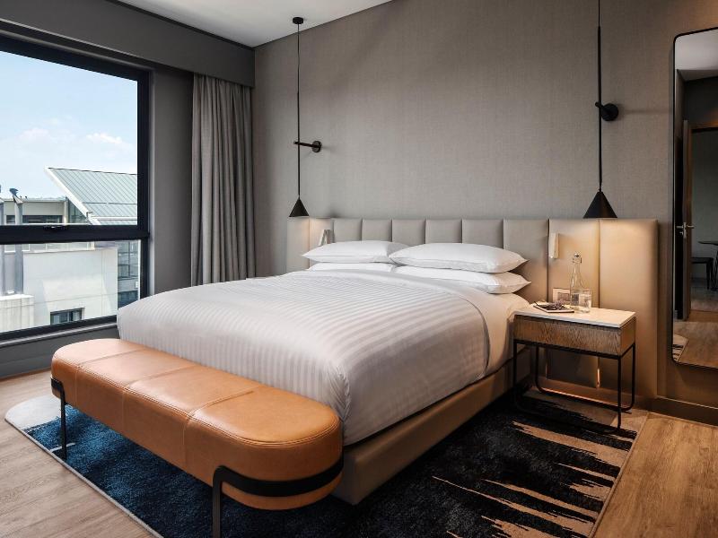 Johannesburg Marriott Hotel Melrose Arch image