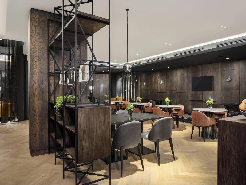 Johannesburg Marriott Hotel Melrose Arch image
