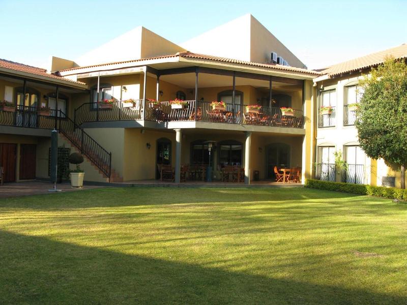 Benvenuto Hotel And Conference Centre image