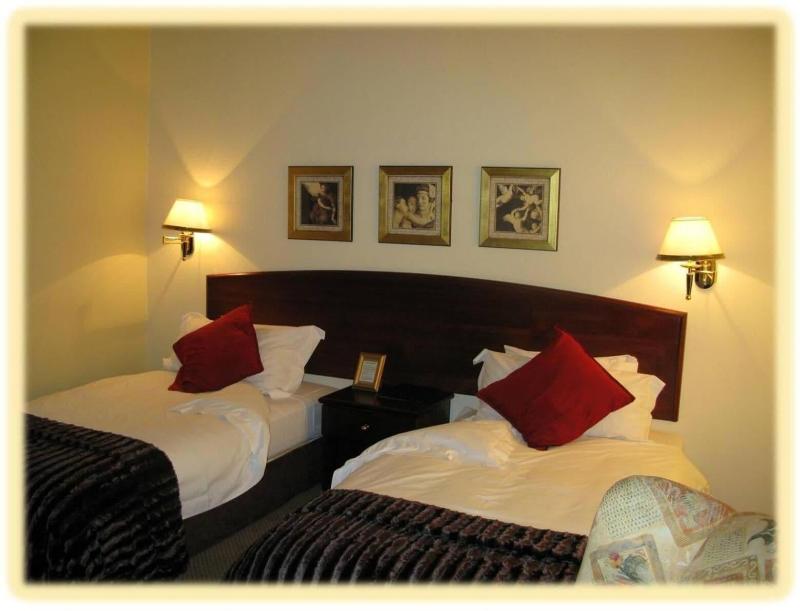 Benvenuto Hotel And Conference Centre image