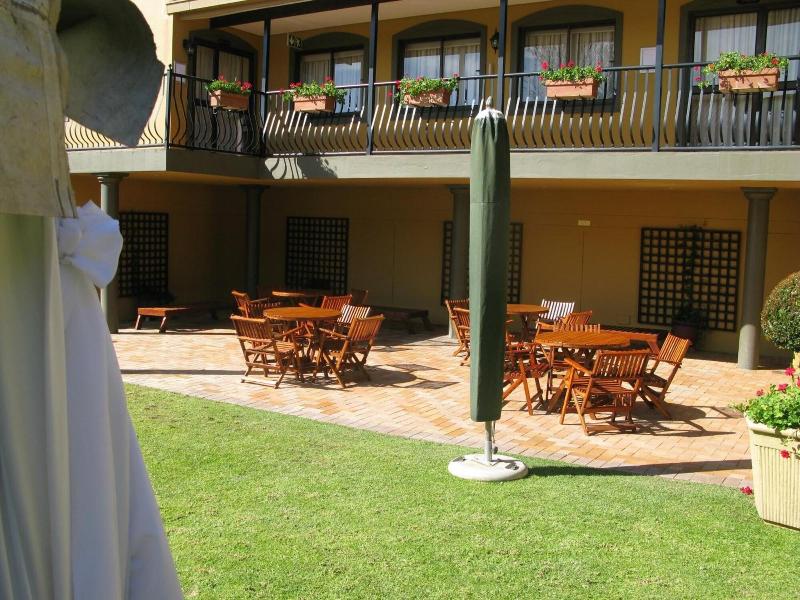Benvenuto Hotel And Conference Centre image
