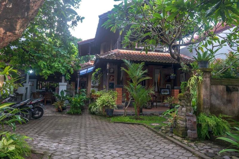 Katang-katang Guest House Bali image