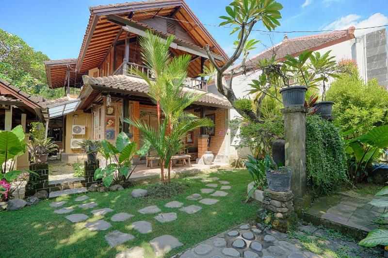 Katang-katang Guest House Bali image
