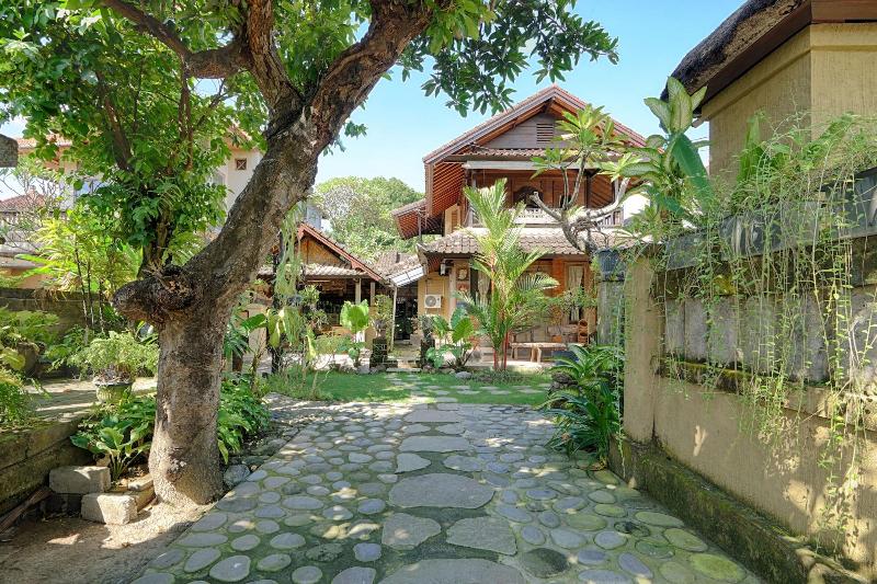 Katang-katang Guest House Bali image