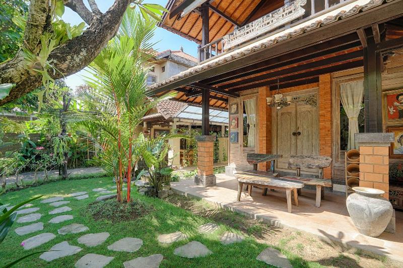 Katang-katang Guest House Bali image