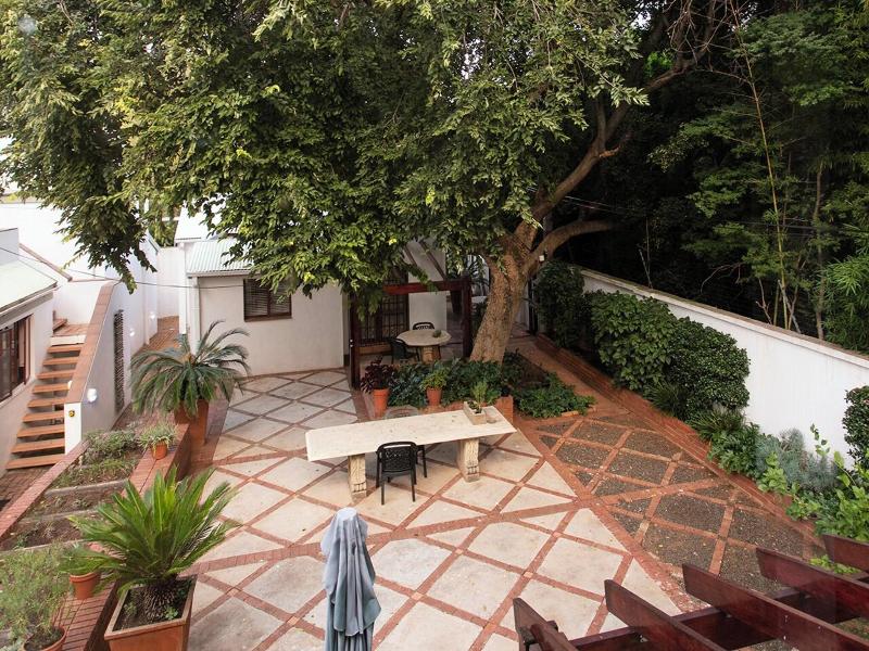 Bed And Breakfast In Waterkloof image
