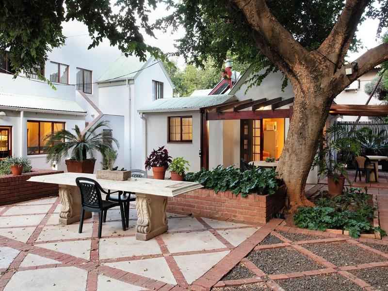 Bed And Breakfast In Waterkloof image