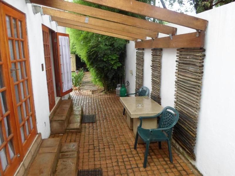 Bed And Breakfast In Waterkloof image