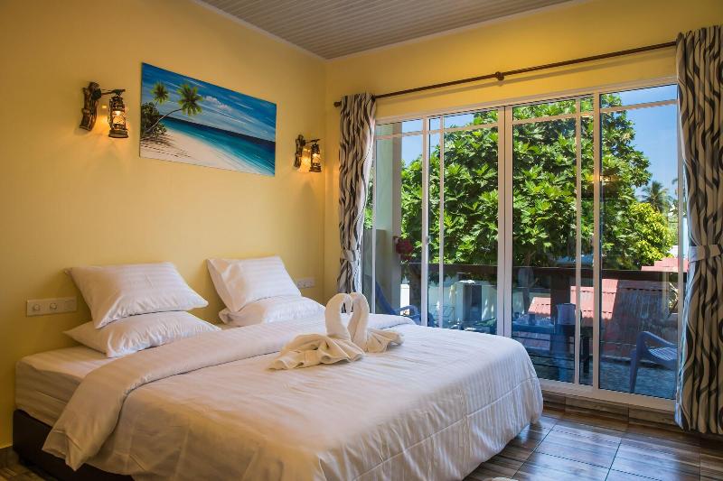 Relax Residence Thoddoo Maldives image