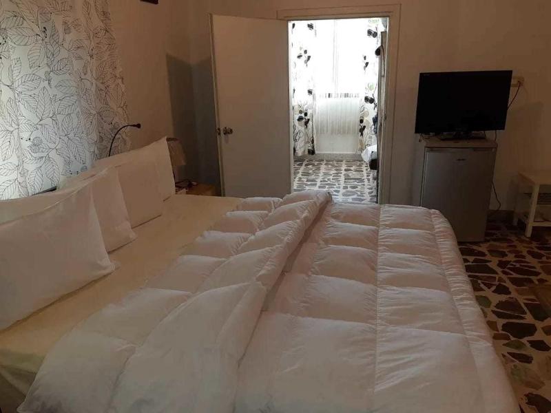 Hadrian's Gate Hotel image