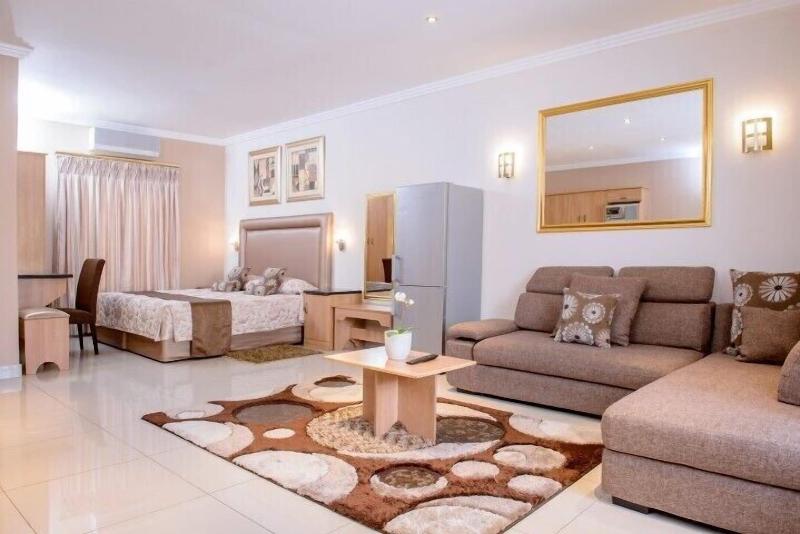 The Cycad Lodge & Chalets image