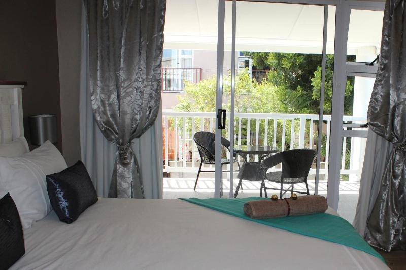 Oude Schuur Boutique image
