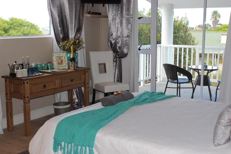 Oude Schuur Boutique image