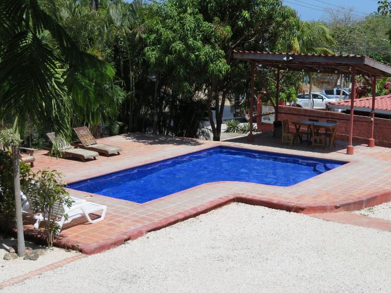 Cabinas Diversion Tropical image