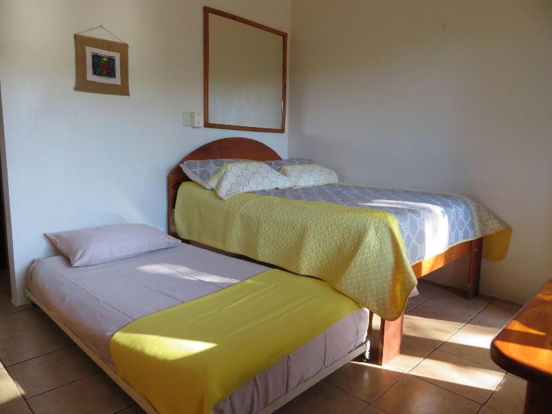 Cabinas Diversion Tropical image
