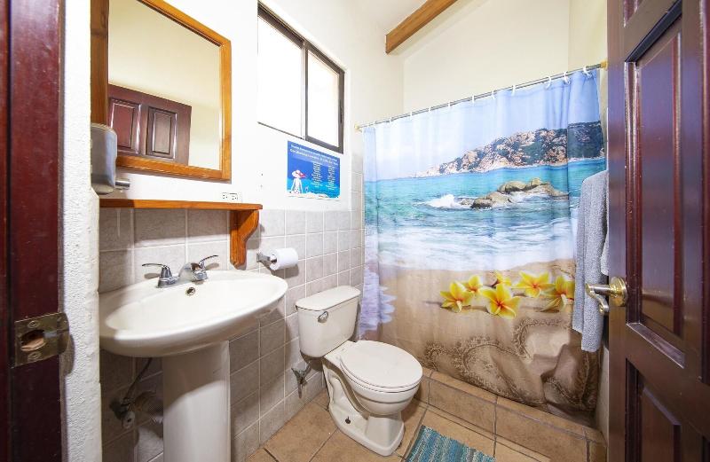 Cabinas Diversion Tropical image