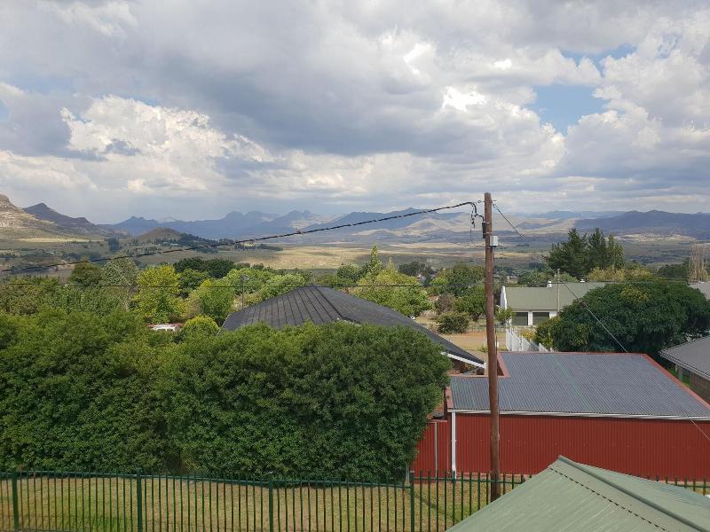 Knock Out View Clarens image