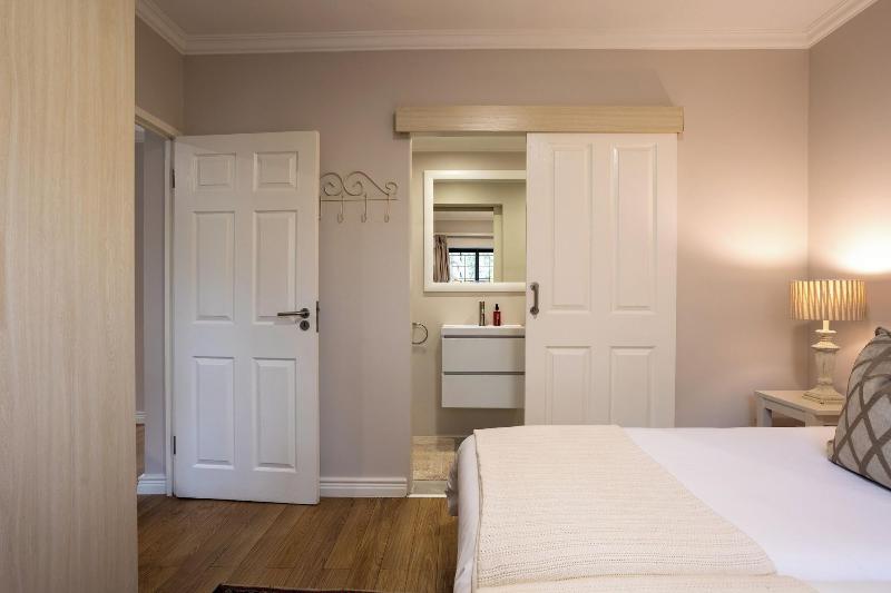 Vino Self Catering Apartment image