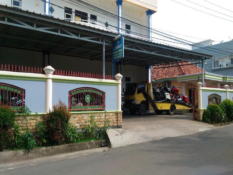 Losmen Ibu Hj. Tarjo