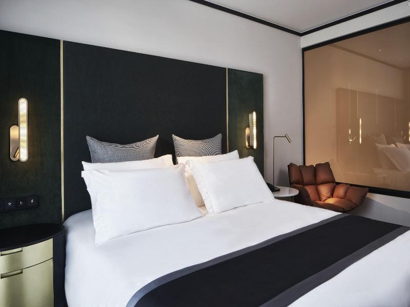 Stay in style at Academias Hotel, Autograph Collection