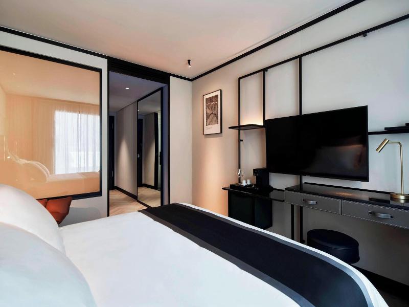 Stay in style at Academias Hotel, Autograph Collection