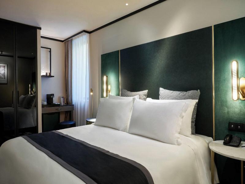 Stay in style at Academias Hotel, Autograph Collection