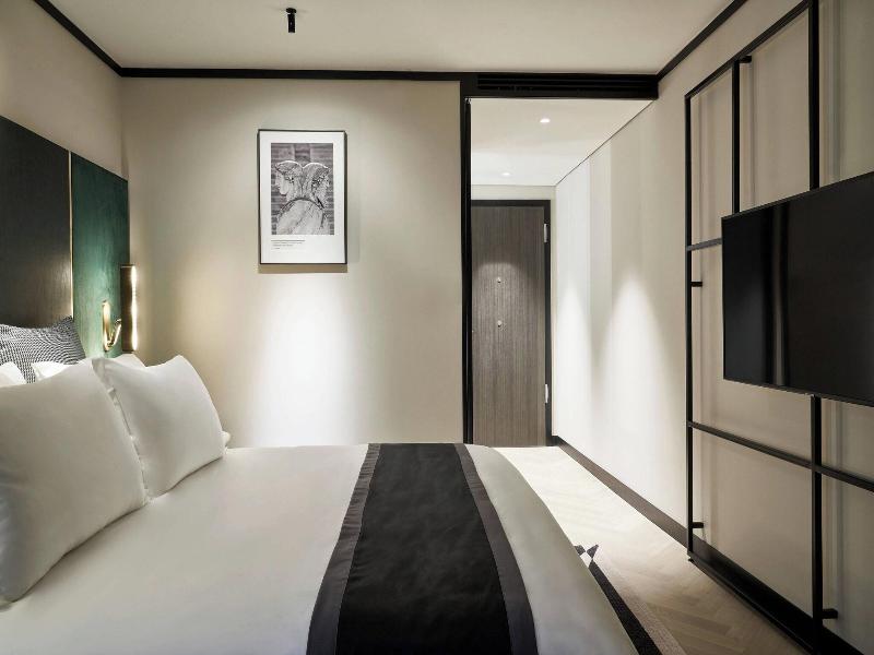 Stay in style at Academias Hotel, Autograph Collection