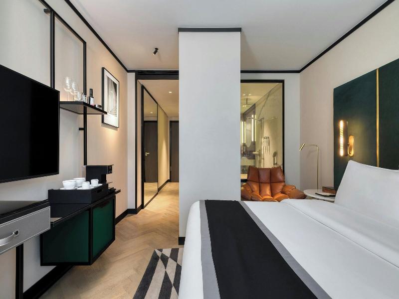 Stay in style at Academias Hotel, Autograph Collection