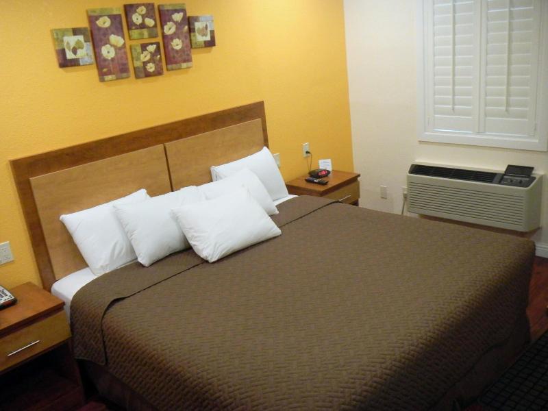 FairBridge Inn & Suites Merced/Gateway to Yosemite image