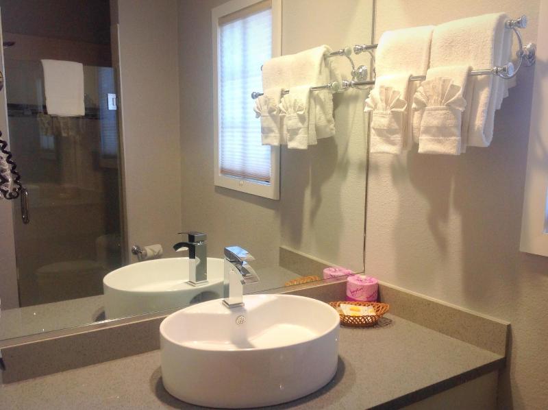 FairBridge Inn & Suites Merced/Gateway to Yosemite image