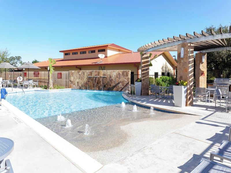 Towneplace Suites By Marriott San Antonio Westover image