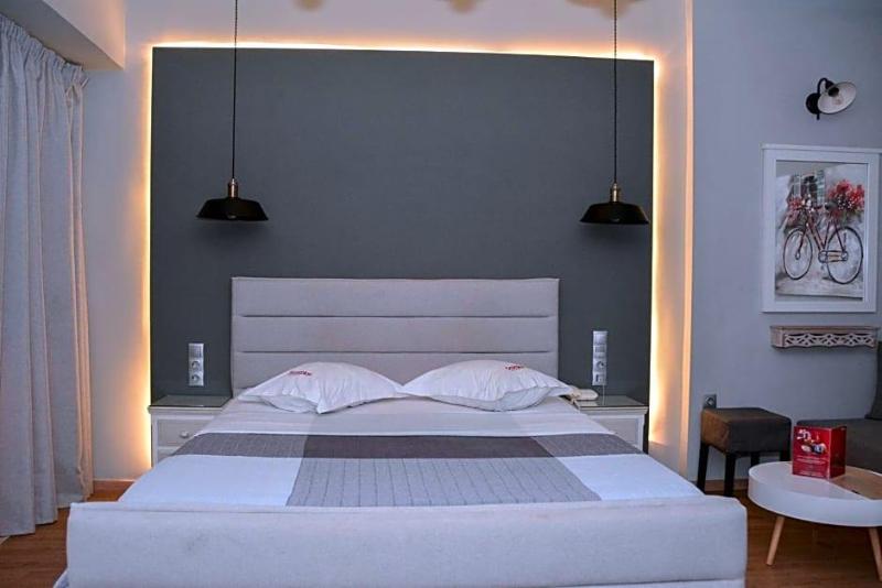 Scorpios Hotel image