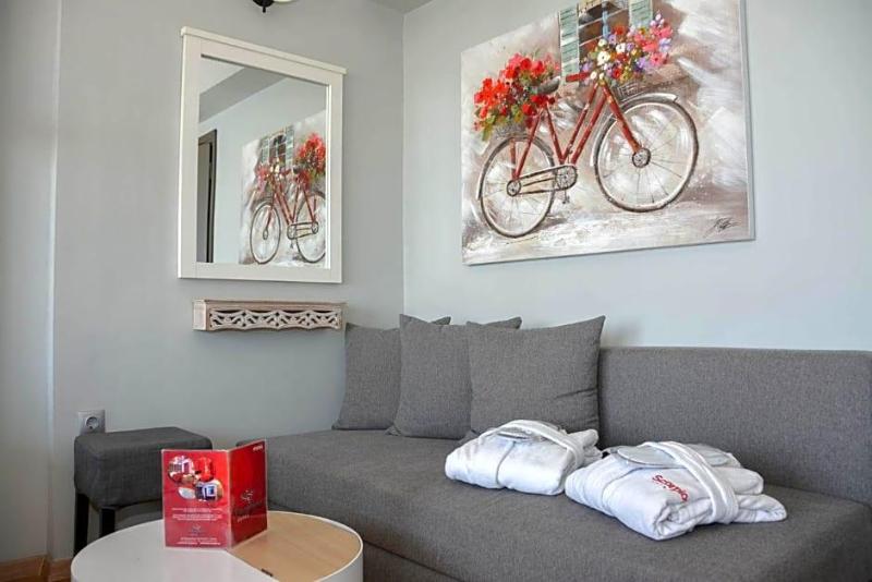 Scorpios Hotel image