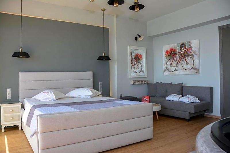 Scorpios Hotel image