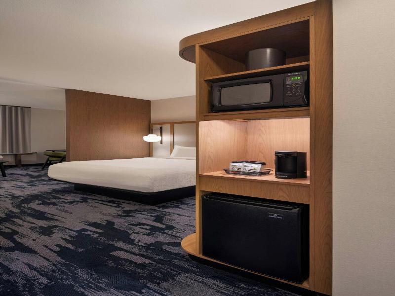 Fairfield Inn & Suites by Marriott Cleveland Tiede image