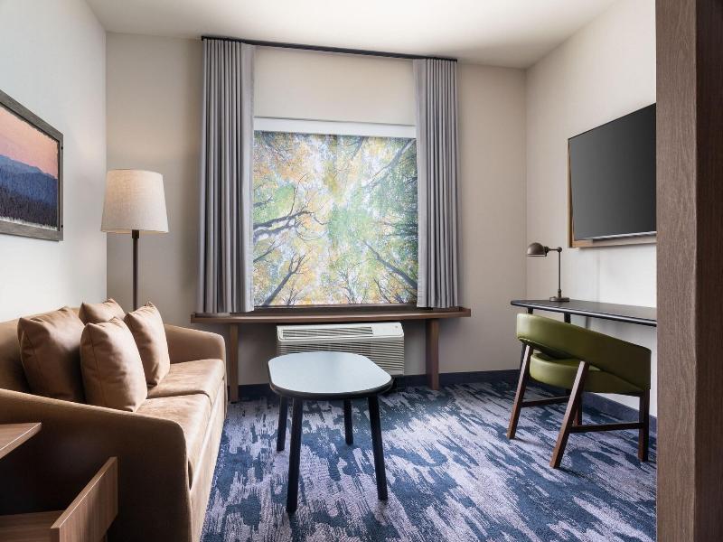 Fairfield Inn & Suites by Marriott Cleveland Tiede image