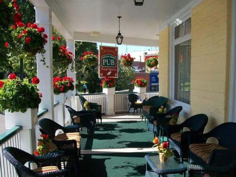 Perry Hotel image