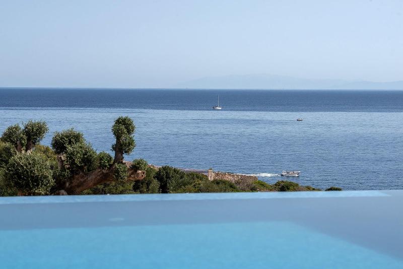 Aliv Stone Suites & Spa image