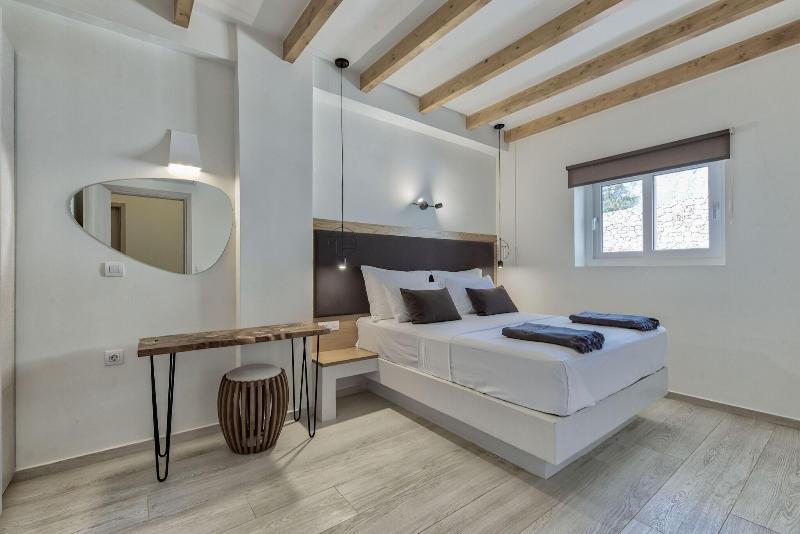 Aliv Stone Suites & Spa image