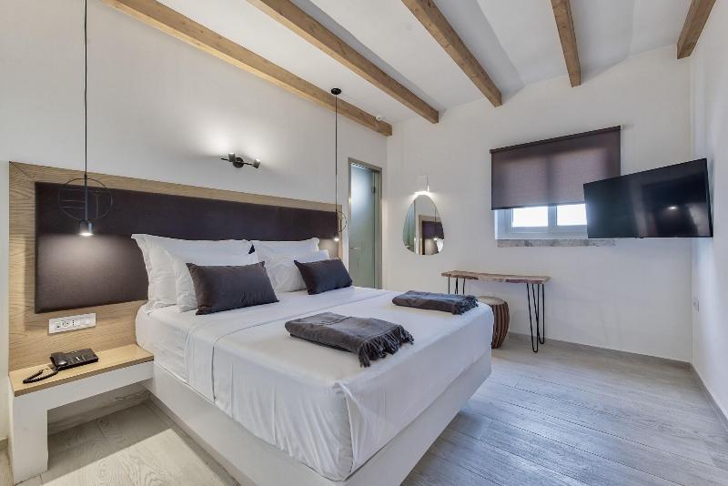 Aliv Stone Suites & Spa image