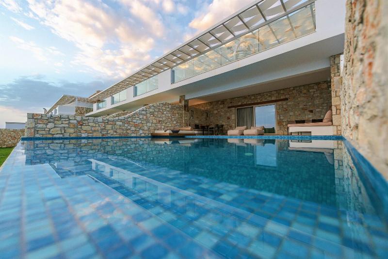 Aliv Stone Suites & Spa image