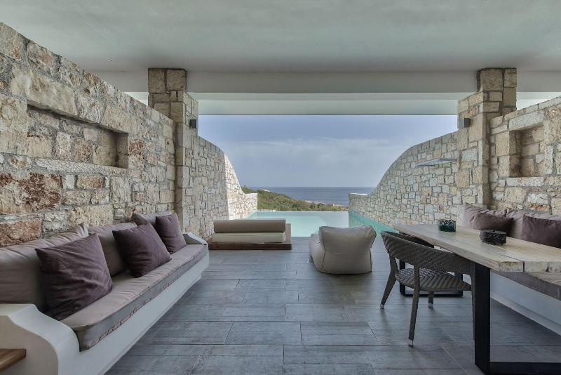 Aliv Stone Suites & Spa image