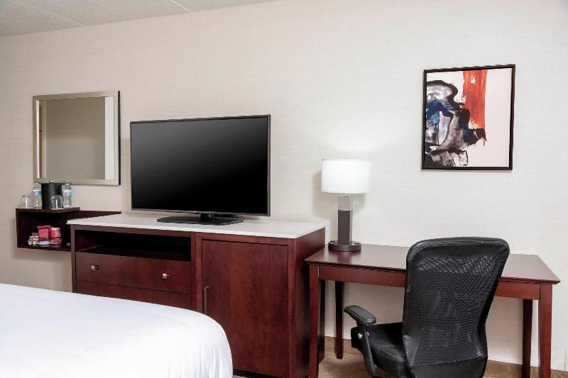Delta Hotels By Marriott Kalamazoo Conference Cent image