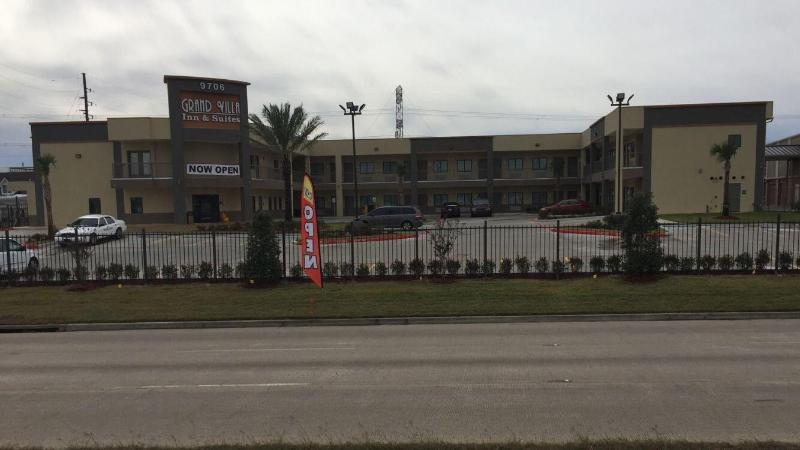 Hotel Grand Villa Inn & Suites- Humble