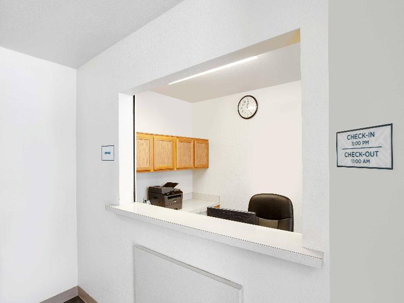 Woodspring Suites Houston Willowbrook image