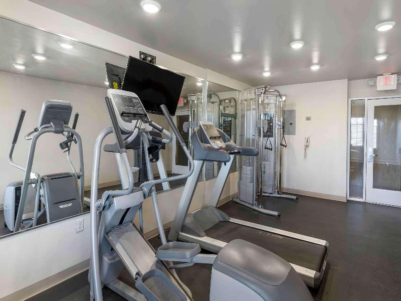 Woodspring Suites Aurora Denver Airport image