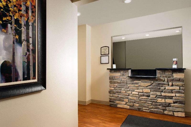 Woodspring Suites Aurora Denver Airport image