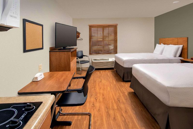 Woodspring Suites Aurora Denver Airport image