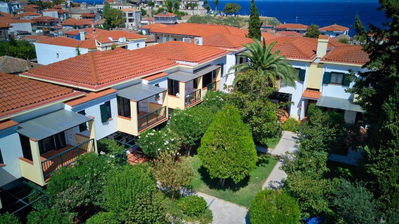 Elia Apartments — general view