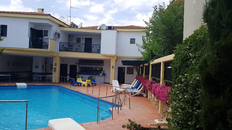 Elia Apartments